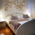 & Bedroom D&m2 *