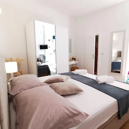 Lägenhet & Bedroom D&m2