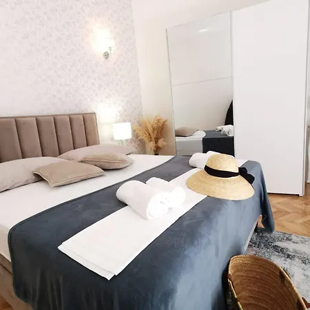 アパート & Bedroom D&m2