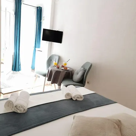 Apartment & Bedroom D&m2 *