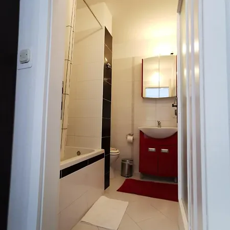 Lägenhet & Bedroom D&m2 *