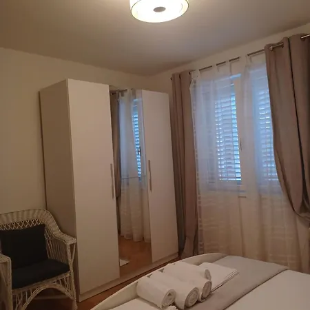 & Bedroom D&m2 Apartment Makarska