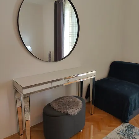 & Bedroom D&m2 Apartman