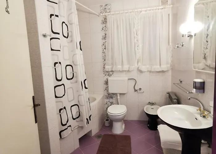 Lägenhet & Bedroom D&m2 Makarska