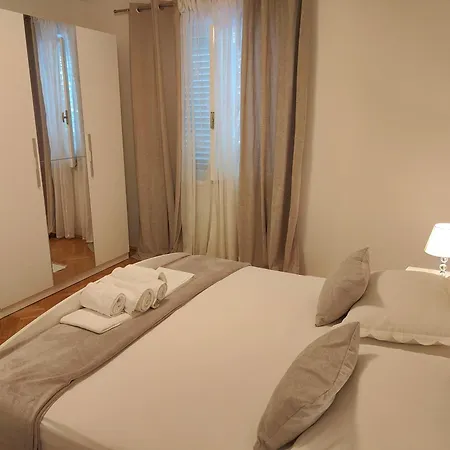 Apartment & Bedroom D&m2